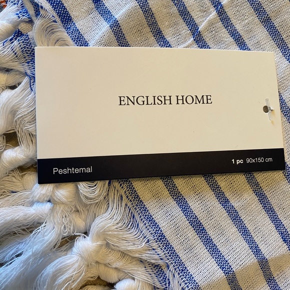 English Home towel - Picture 9 of 10